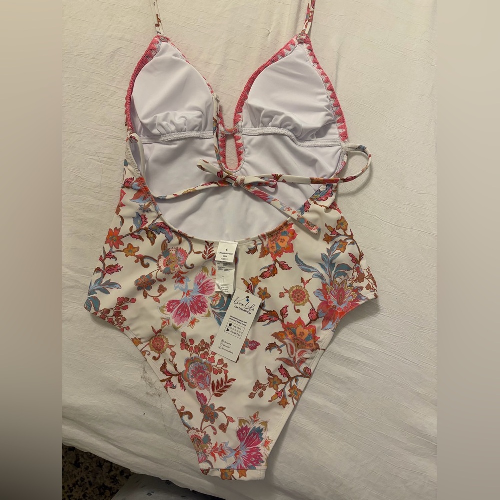 Cupshe Cream One-Piece Swimsuit with Pink and Coral Floral Print - Picture 2 of 4